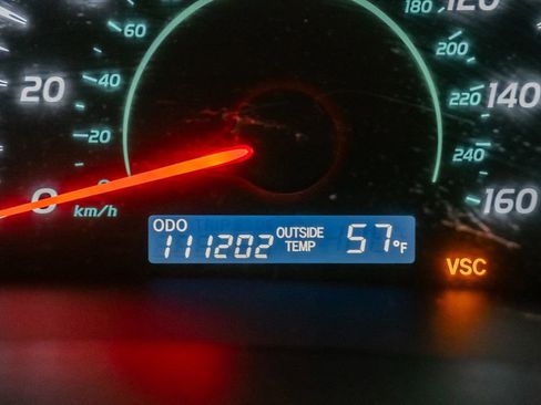 Used 2009 Toyota Camry LE FWD image 13