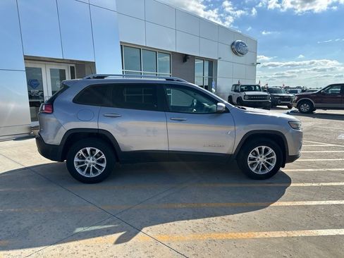 Used 2021 Jeep Cherokee Latitude AWD/4WD image 33