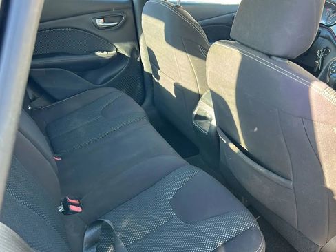 Used 2014 Dodge Dart SXT image 11