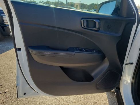 New 2026 Hyundai Venue SEL image 17