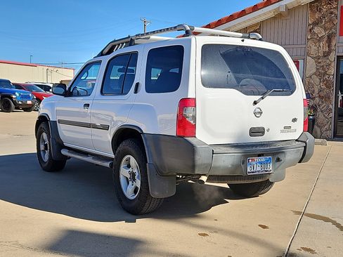 Used 2004 Nissan Xterra XE image 5