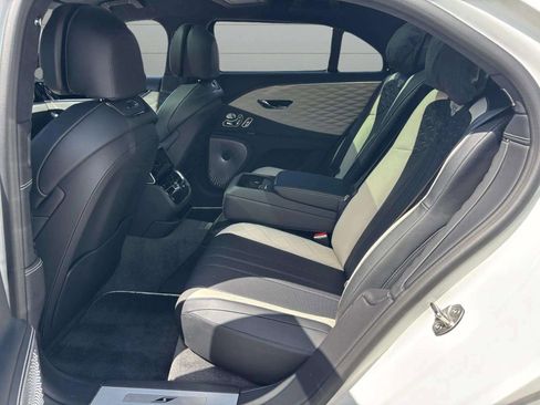Certified 2024 Bentley Flying Spur S V8 image 20