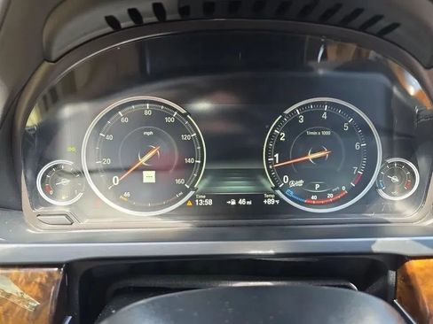 Used 2015 BMW 750Li RWD image 18
