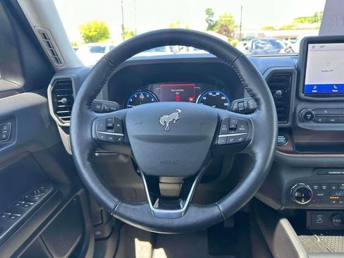 Certified 2022 Ford Bronco Sport Outer Banks w/ Tech Package AWD/4WD image 13