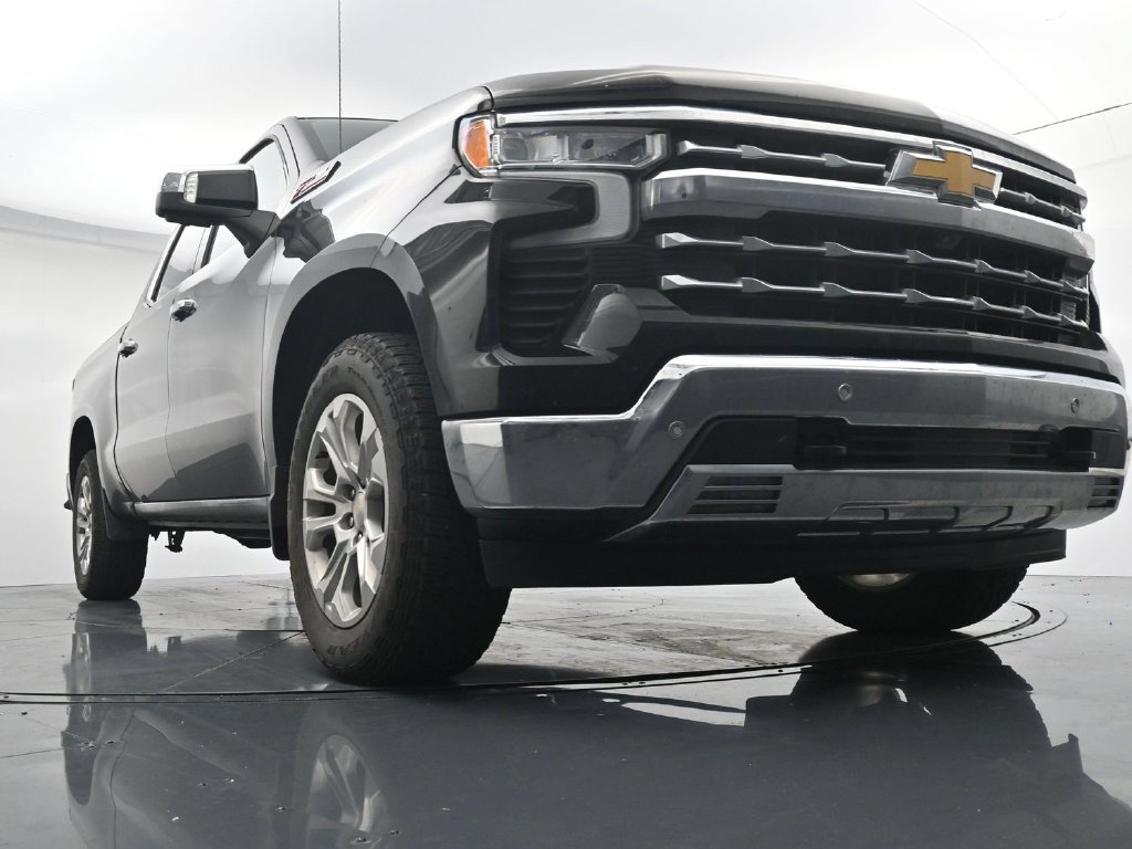 Used 2023 Chevrolet Silverado 1500 LTZ AWD/4WD image 18