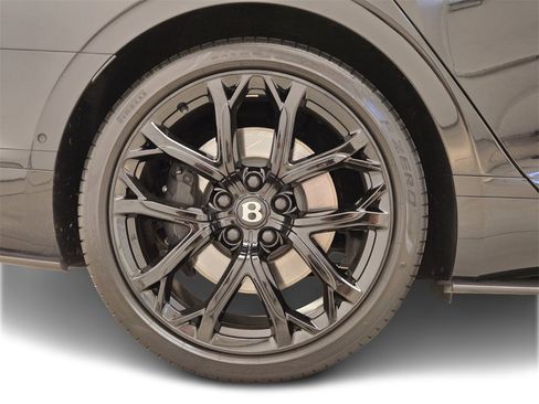 Certified 2024 Bentley Flying Spur W12 image 11