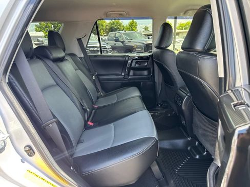 Used 2021 Toyota 4Runner SR5 Premium AWD/4WD image 17