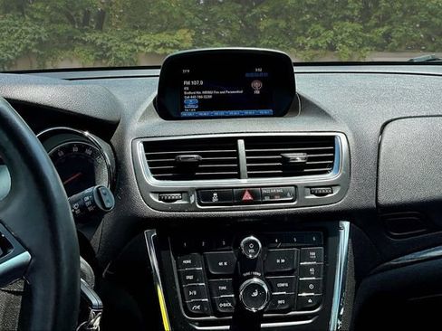 Used 2015 Buick Encore Leather FWD image 9