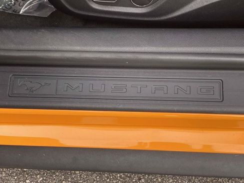 Used 2018 Ford Mustang GT RWD image 33