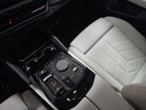 Used 2026 BMW 530i RWD image 26