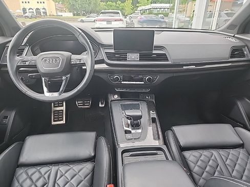 Used 2019 Audi SQ5 Premium Plus w/ Premium Plus Package AWD/4WD image 15