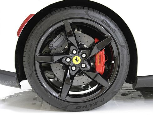 Used 2023 Ferrari Portofino M image 18