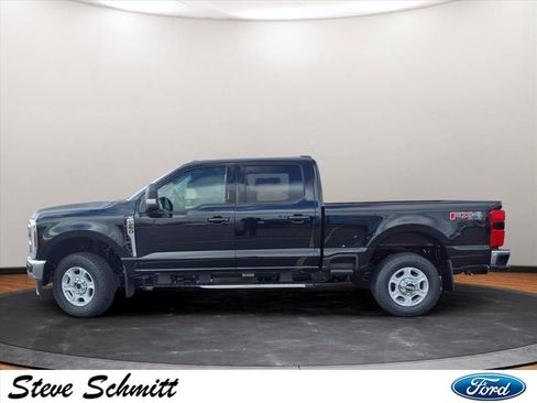 New 2026 Ford F250 XLT w/ XLT Premium Package image 2