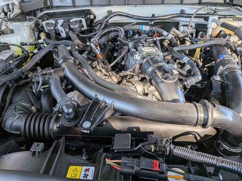 New 2026 Ford Bronco Heritage Edition image 13