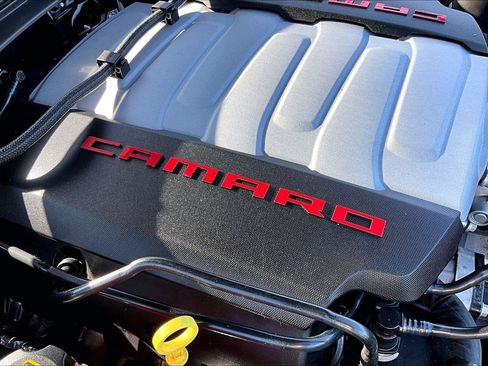 Used 2022 Chevrolet Camaro SS RWD image 34