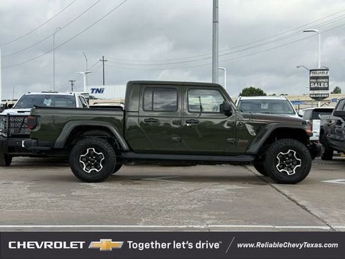 Used 2023 Jeep Gladiator Rubicon w/ LED Lighting Group AWD/4WD image 5