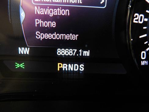 Used 2018 Lincoln MKC Select w/ Select Plus Package image 26