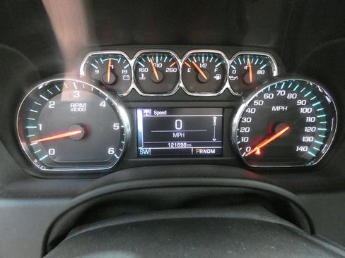 Used 2016 Chevrolet Suburban LTZ AWD/4WD image 22