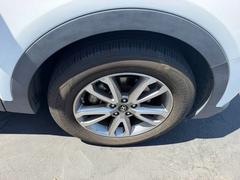 Used 2014 Hyundai Santa Fe Sport 2.0T FWD image 32