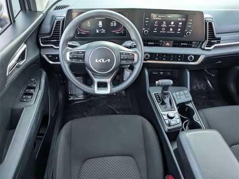 Used 2024 Kia Sportage LX image 25