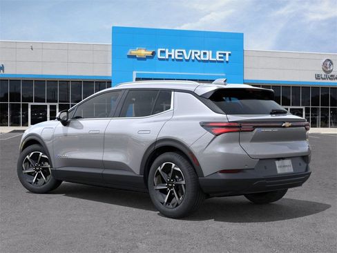New 2026 Chevrolet Equinox EV LT AWD/4WD image 3