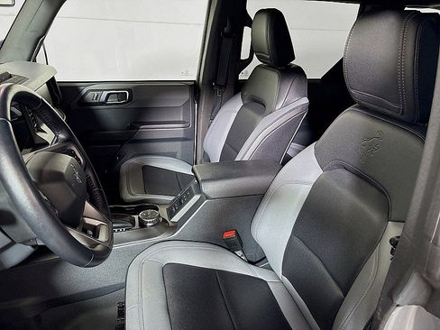 Used 2024 Ford Bronco Big Bend image 11