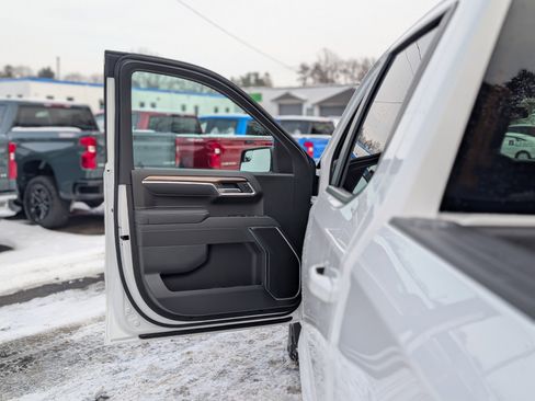 New 2026 Chevrolet Silverado 1500 LT image 22