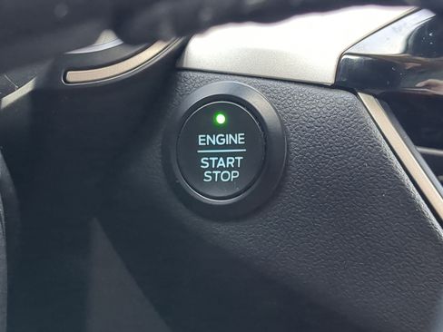 Used 2020 Ford Escape SE Sport image 21