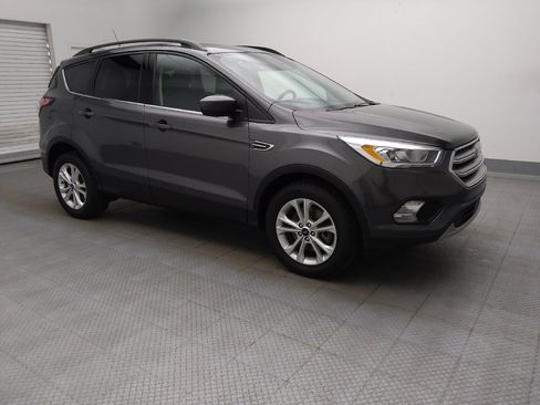 Used 2018 Ford Escape SEL w/ Ford Safe & Smart Package AWD/4WD image 11