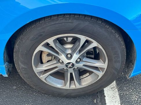 Used 2014 Ford Mustang Premium image 4