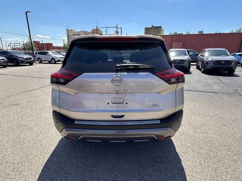 Certified 2023 Nissan Rogue SL w/ SL Premium Package FWD image 5