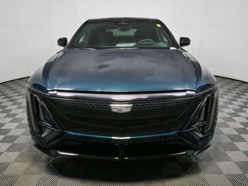 Used 2026 Cadillac Lyriq V AWD/4WD image 33