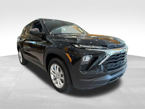 New 2026 Chevrolet TrailBlazer LS w/ LS Convenience Package AWD/4WD image 7