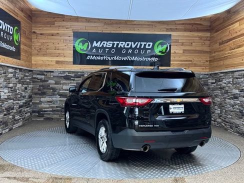 Used 2018 Chevrolet Traverse LT AWD/4WD image 9