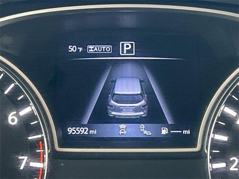 Used 2020 Nissan Pathfinder SV w/ Cargo Package image 33