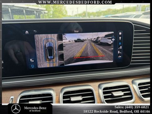 Used 2024 Mercedes-Benz GLE 350 4MATIC image 17