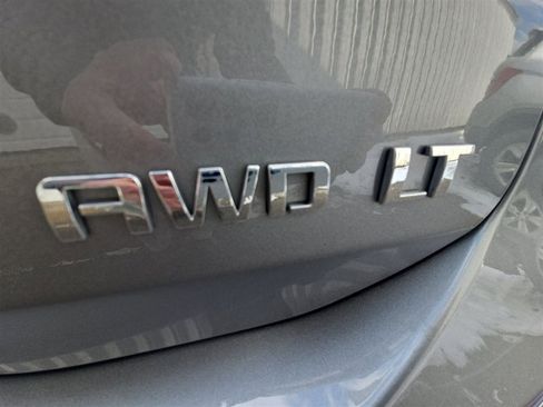 Used 2023 Chevrolet Equinox LT image 30