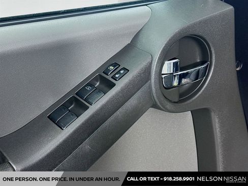 Used 2011 Nissan Xterra S w/ 4X4 Value Package image 16