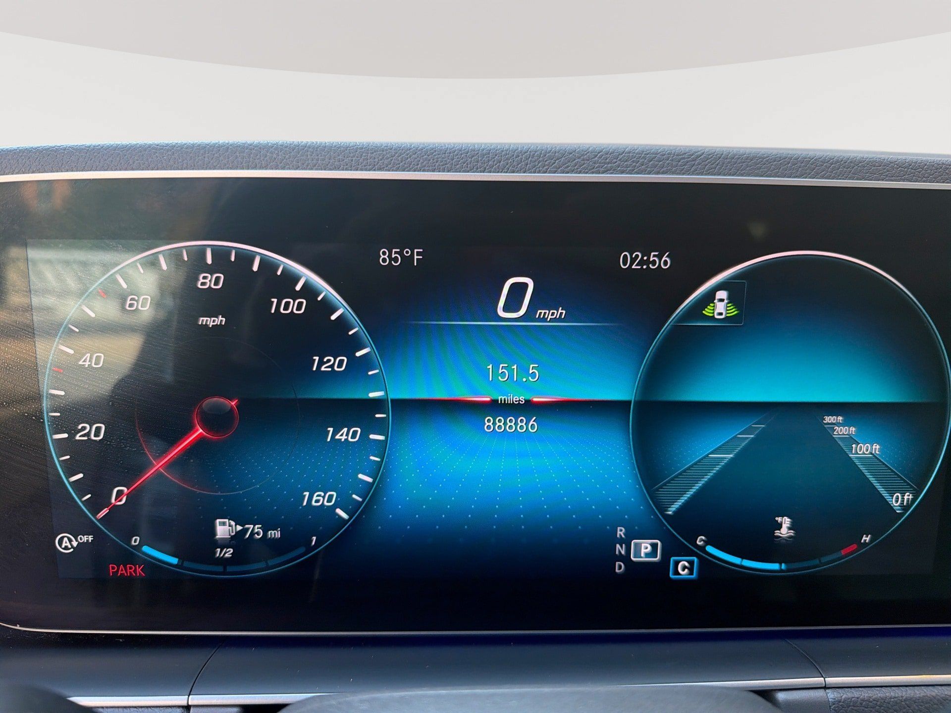 Used 2020 Mercedes-Benz GLE 350 4MATIC w/ Premium Package image 10