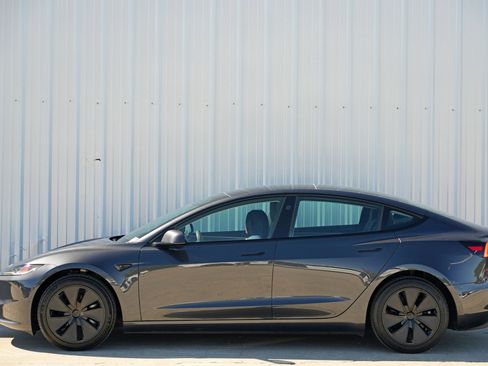 Used 2024 Tesla Model 3 Long Range image 53