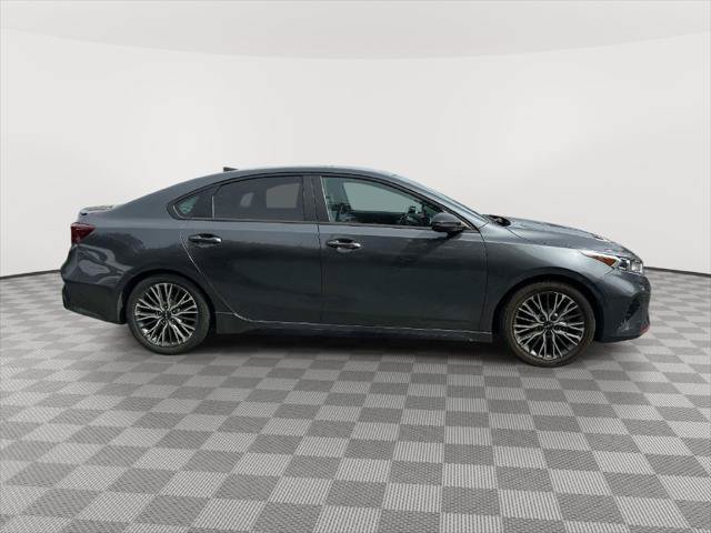 Used 2023 Kia Forte GT-Line FWD image 2