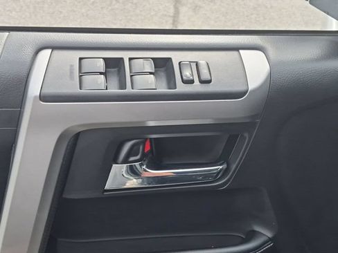 Used 2017 Toyota 4Runner SR5 RWD image 13