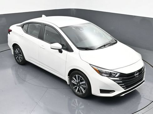 New 2025 Nissan Versa SV w/ Trunk Package FWD image 36