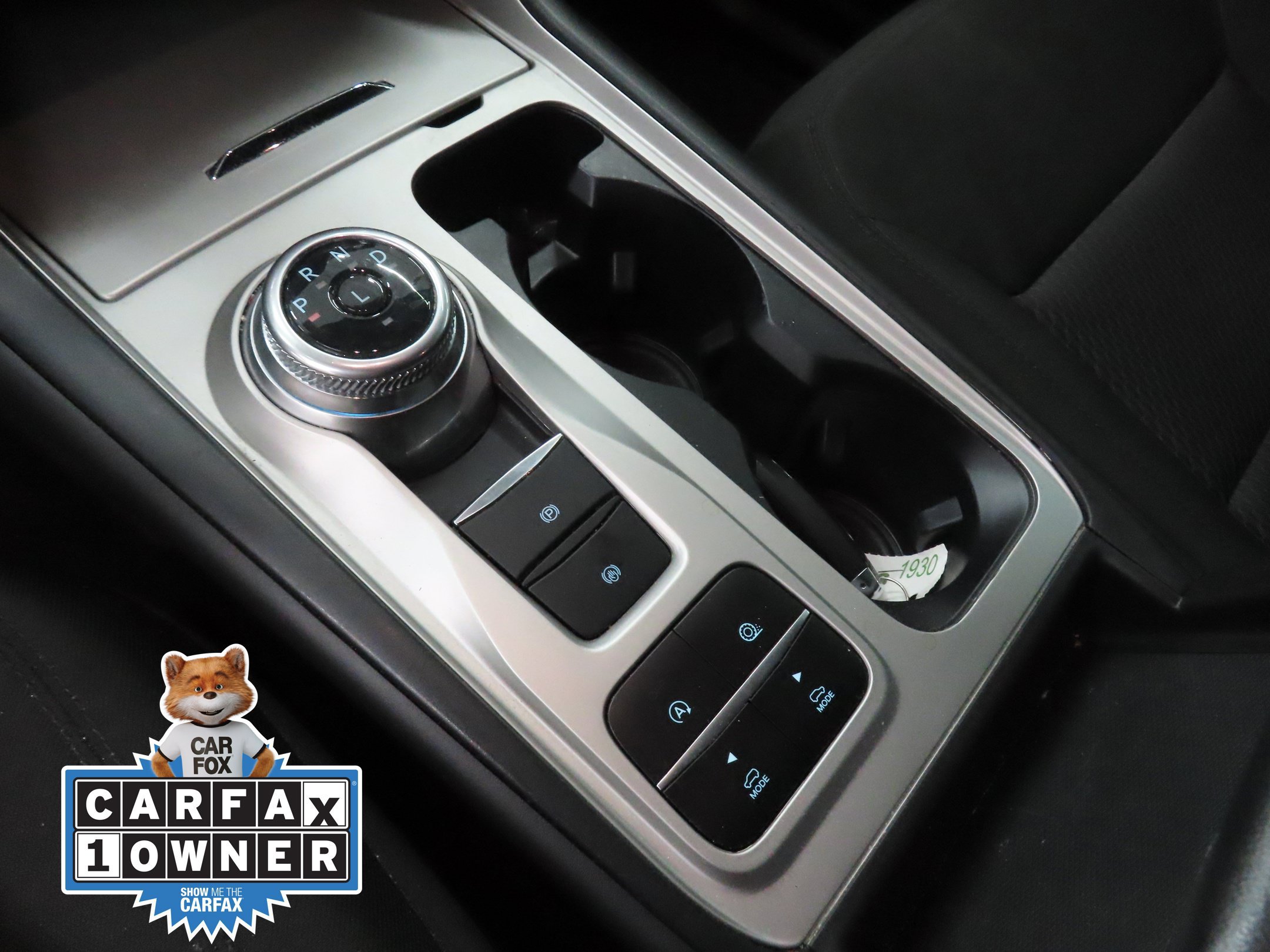 Used 2024 Ford Explorer XLT RWD image 16