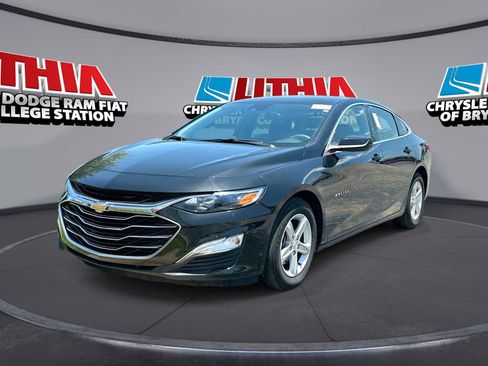 Used 2024 Chevrolet Malibu LS FWD image 1