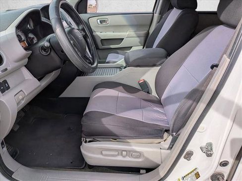Used 2014 Honda Pilot Touring image 14