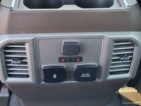 Used 2020 Ford F350 King Ranch w/ King Ranch Ultimate Package AWD/4WD image 31