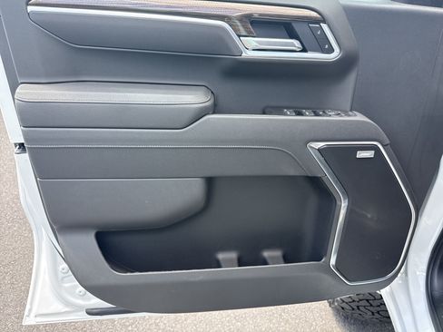 New 2026 Chevrolet Silverado 1500 RST AWD/4WD image 15