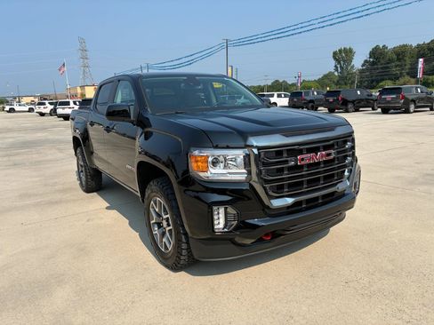 Used 2021 GMC Canyon AT4 w/ Driver Alert Package AWD/4WD image 4