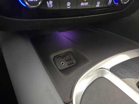 Certified 2020 Buick Enclave Premium w/ Experience Buick Package image 29